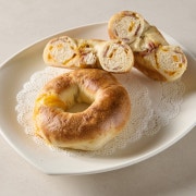 베이컨치즈베이글 메뉴 사진(네이버)
