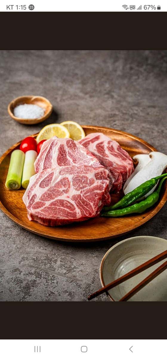 정통 깍뚝목살 메뉴 사진(네이버)