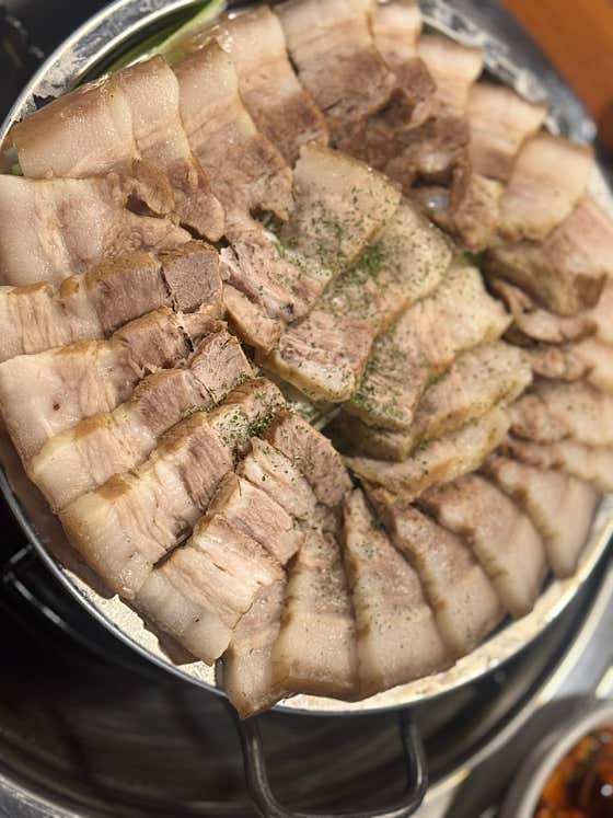 삼겹수육 메뉴 사진(네이버)