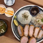 모둠카츠정식 메뉴 사진(네이버)