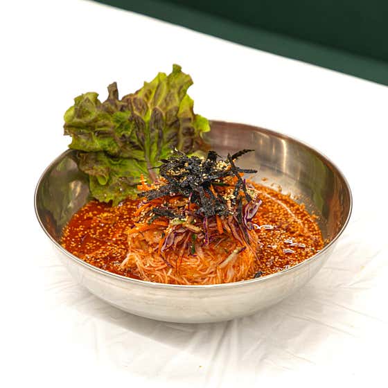 시그니처 냉김치말이국수 메뉴 사진(네이버)