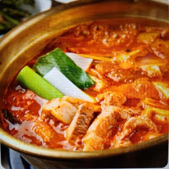 숙성돼지고기김치찌개 메뉴 사진(네이버)