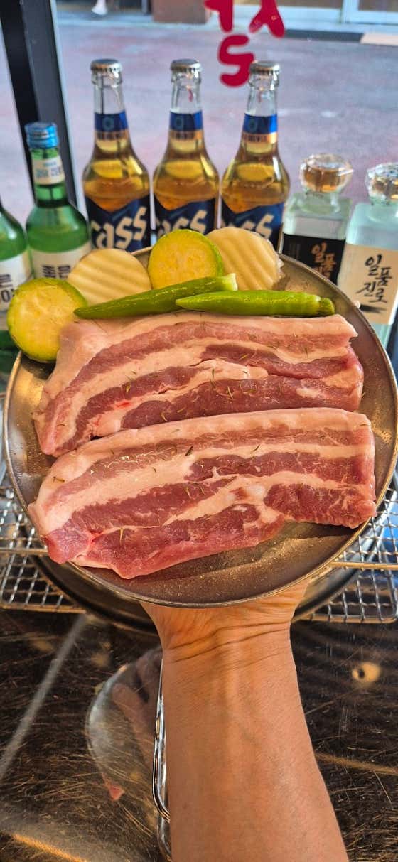 삼겹살(130g) 메뉴 사진(네이버)
