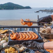 모듬조개구이,조개찜(왕새우포함) 2인 메뉴 사진(네이버)