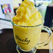 망고스무디 메뉴 사진(네이버)