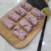 초밥8p+조미김 메뉴 사진(네이버)