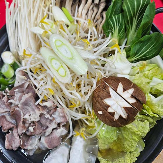 소고기쯔유나베 메뉴 사진(네이버)