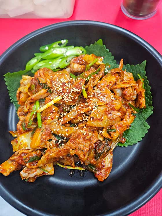 김치삼겹두루치기 메뉴 사진(네이버)