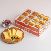 반반 호두과자 1box (12개입) 메뉴 사진(네이버)