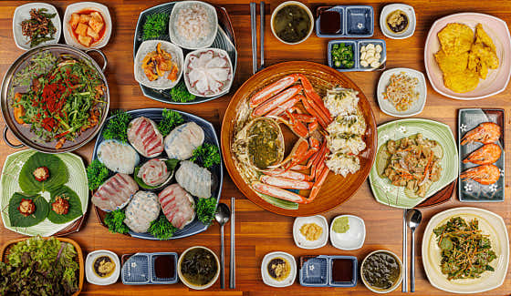 대게+물회 3인 세트 메뉴 사진(네이버)