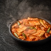 김여사 양푼이 김치찌개 메뉴 사진(네이버)