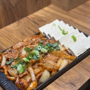 두부김치두루치기 메뉴 사진(네이버)