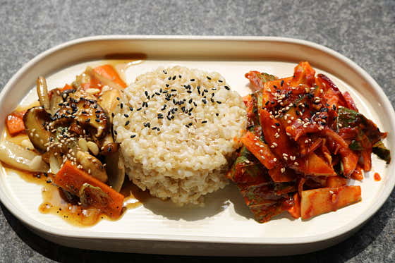 비건삼합vegan3+ 메뉴 사진(네이버)