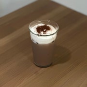 미들초코라떼 메뉴 사진(네이버)