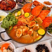 꽃게탕+돌게장정식 메뉴 사진(네이버)