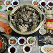 굴찜or조개찜2인세트+회+스끼12가지 메뉴 사진(네이버)