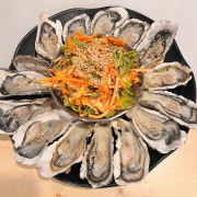 [겨울 한정] 굴쌈 메뉴 사진(네이버)