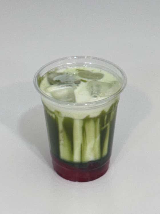 딸기말차라떼 메뉴 사진(네이버)