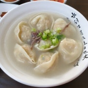 만두국(특) 메뉴 사진(네이버)