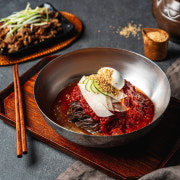 숯불고기세트 비빔냉면 메뉴 사진(네이버)