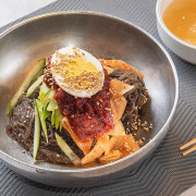 물냉면 / 비빔냉면 메뉴 사진(네이버)