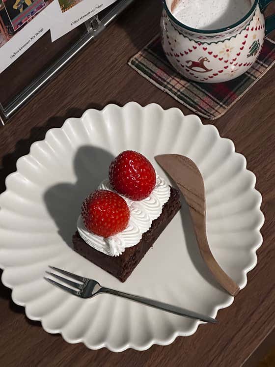딸기브라우니(쉼) 메뉴 사진(네이버)