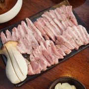 한돈 항정살 150g 메뉴 사진(네이버)