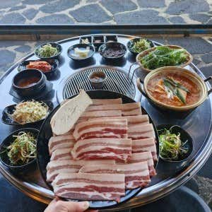 점심특선 흑돼지 대패 2인 세트 메뉴 사진(네이버)