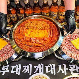 부대찌개대사관 선릉직영점 사진 4