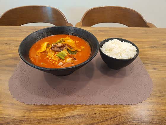 순두부짬뽕밥 메뉴 사진(네이버)