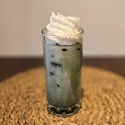 쑥라떼 메뉴 사진(네이버)