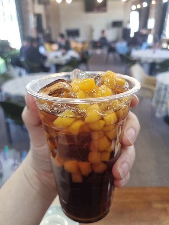 리얼복숭아 아이스티 메뉴 사진(네이버)