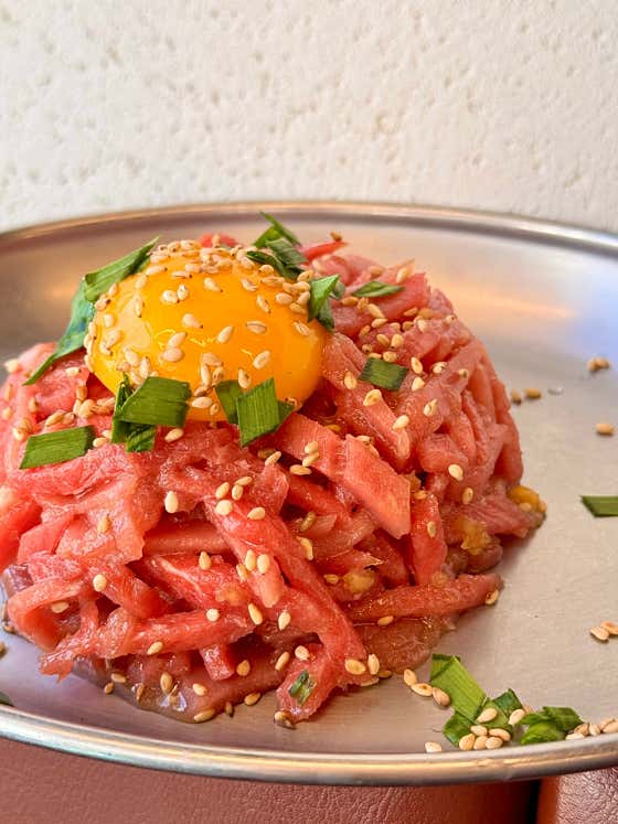 육쾌한 육회 메뉴 사진(네이버)