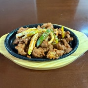 제육볶음+미역국 메뉴 사진(네이버)