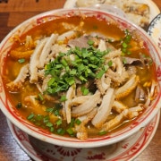 깐양&차돌양지 매운쌀국수 메뉴 사진(네이버)