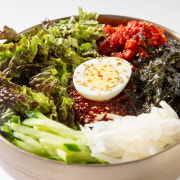 가자미회 비빔냉면 메뉴 사진(네이버)