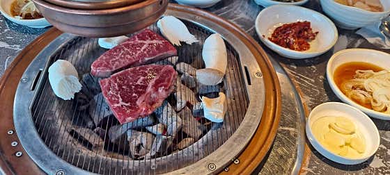 강원한우정육식당 양구점 · 네이버 지도·플레이스 2