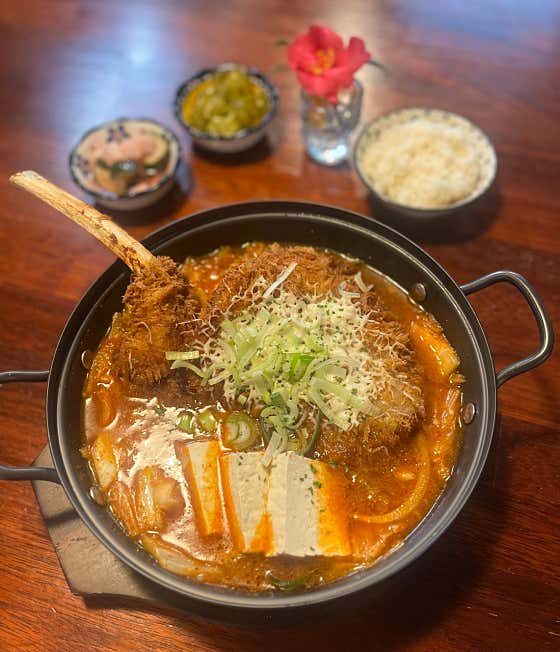 뼈등심 돈가스 김치나베 메뉴 사진(네이버)