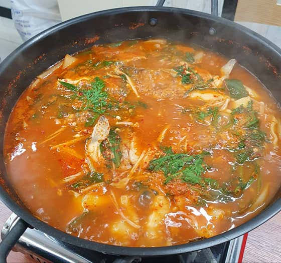 메기매운탕(대) 메뉴 사진(네이버)