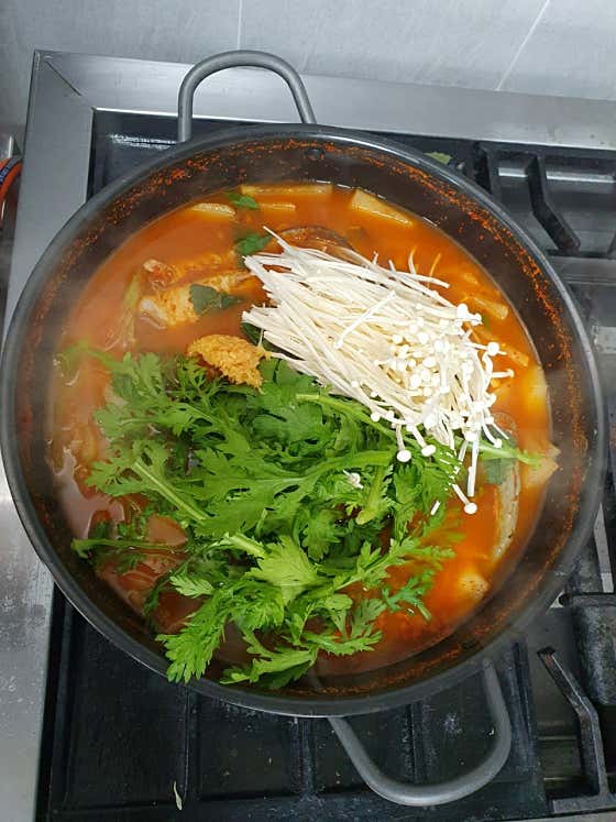 특매운탕(대) 메뉴 사진(네이버)