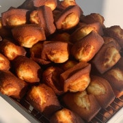 플레인 휘낭시에 메뉴 사진(네이버)