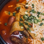 치즈 국물닭발 메뉴 사진(네이버)