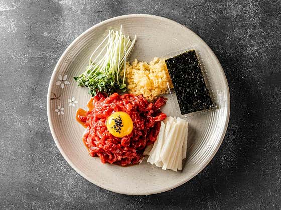 한우육회200g 메뉴 사진(네이버)