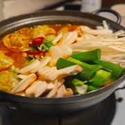 김치만두전골 메뉴 사진(네이버)