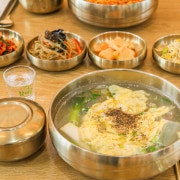 한우수제양지탕 메뉴 사진(네이버)