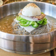 물냉면 메뉴 사진(네이버)