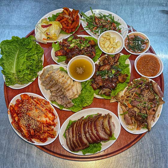 6가지 맛을 한상에 담은 "옴그한상" 메뉴 사진(네이버)