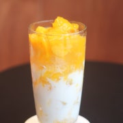 망고라떼 메뉴 사진(네이버)