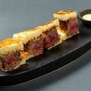 와규 꽃갈비살 규카츠 산도 메뉴 사진(네이버)
