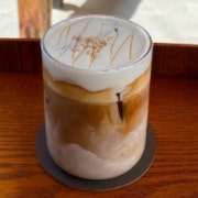 누룽지라떼 (Only iced) 메뉴 사진(네이버)
